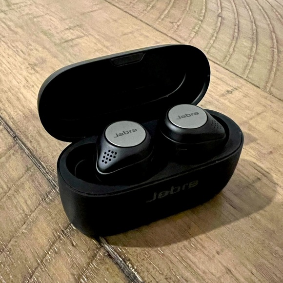 Jabra - Elite Active 75t True Wireless Noise Cancelling In-Ear Headphones - Picture 2 of 3